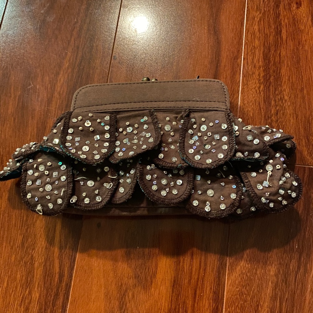 Super fun GAP clutch